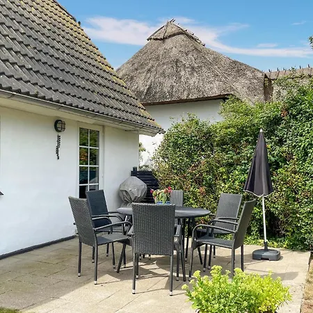 Awesome In With Wifi Holiday home Humble